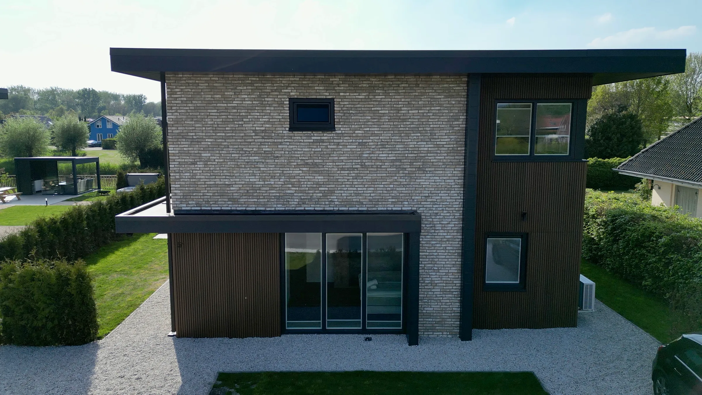 huis voorkant 1
